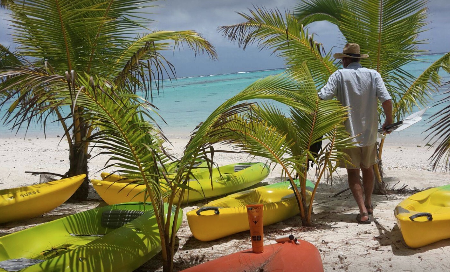 Biodegradable sunscreen for reef holidays